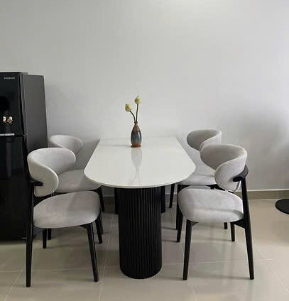 Bộ Bàn Ăn Mặt Đá 4 ghế Oleandro – Z14
